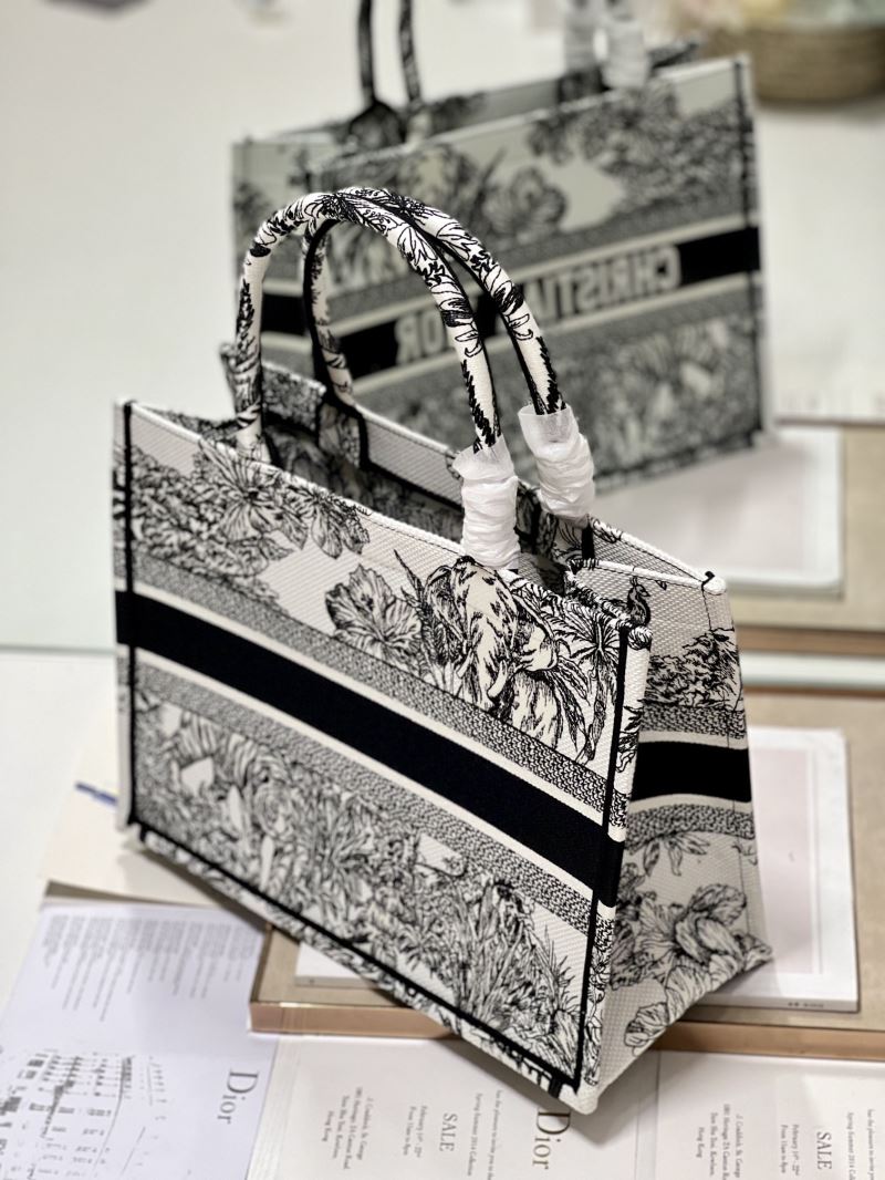 Christian Dior Shopping Bags